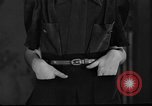 Standbild Schulmädchen Modell Kleidung New York United States USA, 1940, aus Sekunde 21 historischem Filmmaterial Videoclip 65675044346