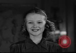 Standbild Schulmädchen Modell Kleidung New York United States USA, 1940, aus Sekunde 24 historischem Filmmaterial Videoclip 65675044346
