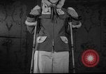 Standbild Schulmädchen Modell Kleidung New York United States USA, 1940, aus Sekunde 41 historischem Filmmaterial Videoclip 65675044346