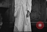 Standbild Schulmädchen Modell Kleidung New York United States USA, 1940, aus Sekunde 53 historischem Filmmaterial Videoclip 65675044346