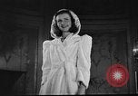Standbild Schulmädchen Modell Kleidung New York United States USA, 1940, aus Sekunde 56 historischem Filmmaterial Videoclip 65675044346