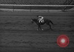 Standbild Vorort Handicap Belmont Park New York USA, 1940, aus Sekunde 15 historischem Filmmaterial Videoclip 65675044347