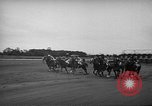 Standbild Vorort Handicap Belmont Park New York USA, 1940, aus Sekunde 22 historischem Filmmaterial Videoclip 65675044347