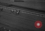 Standbild Vorort Handicap Belmont Park New York USA, 1940, aus Sekunde 40 historischem Filmmaterial Videoclip 65675044347