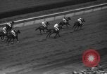 Standbild Vorort Handicap Belmont Park New York USA, 1940, aus Sekunde 55 historischem Filmmaterial Videoclip 65675044347