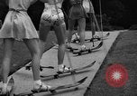 Standbild roller Ski Del Monte California USA, 1940, aus Sekunde 11 historischem Filmmaterial Videoclip 65675044348