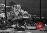 Standbild roller Ski Del Monte California USA, 1940, aus Sekunde 15 historischem Filmmaterial Videoclip 65675044348