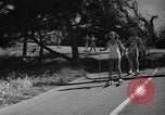 Standbild roller Ski Del Monte California USA, 1940, aus Sekunde 18 historischem Filmmaterial Videoclip 65675044348