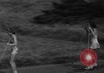 Standbild roller Ski Del Monte California USA, 1940, aus Sekunde 28 historischem Filmmaterial Videoclip 65675044348