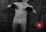 Standbild Arturo Godoy Carmel New York USA, 1940, aus Sekunde 29 historischem Filmmaterial Videoclip 65675044349