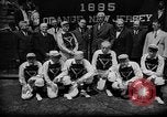 Standbild 1890er Baseballteams spielen Reunion-Spiel Newark New Jersey USA, 1940, aus Sekunde 14 historischem Filmmaterial Videoclip 65675044350