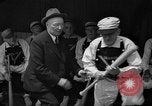 Standbild 1890er Baseballteams spielen Reunion-Spiel Newark New Jersey USA, 1940, aus Sekunde 46 historischem Filmmaterial Videoclip 65675044350