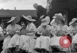 Standbild Lillian Anderson Racine Wisconsin USA, 1933, aus Sekunde 12 historischem Filmmaterial Videoclip 65675044364