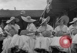 Standbild Lillian Anderson Racine Wisconsin USA, 1933, aus Sekunde 16 historischem Filmmaterial Videoclip 65675044364
