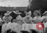 Standbild Lillian Anderson Racine Wisconsin USA, 1933, aus Sekunde 18 historischem Filmmaterial Videoclip 65675044364