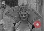 Standbild Lillian Anderson Racine Wisconsin USA, 1933, aus Sekunde 34 historischem Filmmaterial Videoclip 65675044364