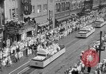 Standbild Lillian Anderson Racine Wisconsin USA, 1933, aus Sekunde 54 historischem Filmmaterial Videoclip 65675044364
