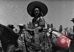 Standbild Spring Festival Santa Anita Mexiko, 1934, aus Sekunde 34 historischem Filmmaterial Videoclip 65675044369