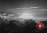Standbild Atomtests Pazifik, 1962, aus Sekunde 12 historischem Filmmaterial Videoclip 65675044374