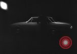 Standbild leuchten Reifen eines Autos Deutschland, 1962, aus Sekunde 7 historischem Filmmaterial Videoclip 65675044376