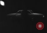 Standbild leuchten Reifen eines Autos Deutschland, 1962, aus Sekunde 8 historischem Filmmaterial Videoclip 65675044376