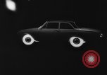 Standbild leuchten Reifen eines Autos Deutschland, 1962, aus Sekunde 15 historischem Filmmaterial Videoclip 65675044376