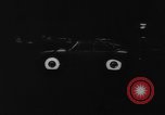 Standbild leuchten Reifen eines Autos Deutschland, 1962, aus Sekunde 40 historischem Filmmaterial Videoclip 65675044376