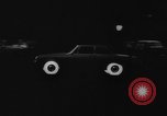 Standbild leuchten Reifen eines Autos Deutschland, 1962, aus Sekunde 42 historischem Filmmaterial Videoclip 65675044376