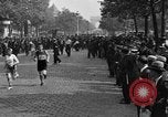 Standbild Gorrebeeck Paris Frankreich, 1930, aus Sekunde 25 historischem Filmmaterial Videoclip 65675044378