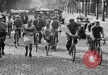 Standbild Gorrebeeck Paris Frankreich, 1930, aus Sekunde 42 historischem Filmmaterial Videoclip 65675044378