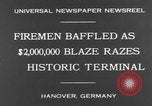 Standbild Feuer im Lagerhaus Hannover Deutschland, 1930, aus Sekunde 7 historischem Filmmaterial Videoclip 65675044380