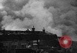 Standbild Feuer im Lagerhaus Hannover Deutschland, 1930, aus Sekunde 14 historischem Filmmaterial Videoclip 65675044380