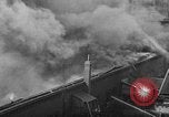 Standbild Feuer im Lagerhaus Hannover Deutschland, 1930, aus Sekunde 25 historischem Filmmaterial Videoclip 65675044380