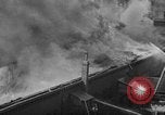 Standbild Feuer im Lagerhaus Hannover Deutschland, 1930, aus Sekunde 29 historischem Filmmaterial Videoclip 65675044380