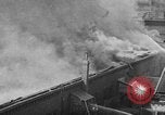 Standbild Feuer im Lagerhaus Hannover Deutschland, 1930, aus Sekunde 31 historischem Filmmaterial Videoclip 65675044380