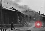 Standbild Feuer im Lagerhaus Hannover Deutschland, 1930, aus Sekunde 42 historischem Filmmaterial Videoclip 65675044380