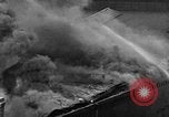 Standbild Feuer im Lagerhaus Hannover Deutschland, 1930, aus Sekunde 49 historischem Filmmaterial Videoclip 65675044380