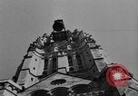 Standbild 20 Tonnen schwere Glocke New York City USA, 1930, aus Sekunde 50 historischem Filmmaterial Videoclip 65675044383