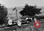 Standbild deutsche Wissenschaftler Harzgerode Deutschland, 1930, aus Sekunde 19 historischem Filmmaterial Videoclip 65675044387