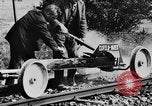 Standbild deutsche Wissenschaftler Harzgerode Deutschland, 1930, aus Sekunde 38 historischem Filmmaterial Videoclip 65675044387