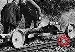 Standbild deutsche Wissenschaftler Harzgerode Deutschland, 1930, aus Sekunde 39 historischem Filmmaterial Videoclip 65675044387