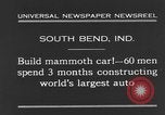 Standbild Mammoth Auto South Bend Indiana USA, 1931, aus Sekunde 5 historischem Filmmaterial Videoclip 65675044392