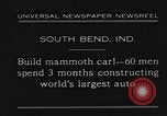 Standbild Mammoth Auto South Bend Indiana USA, 1931, aus Sekunde 10 historischem Filmmaterial Videoclip 65675044392