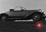 Standbild Mammoth Auto South Bend Indiana USA, 1931, aus Sekunde 15 historischem Filmmaterial Videoclip 65675044392