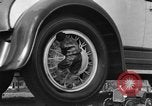 Standbild Mammoth Auto South Bend Indiana USA, 1931, aus Sekunde 45 historischem Filmmaterial Videoclip 65675044392
