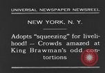 Standbild König Brawman New York City USA, 1931, aus Sekunde 10 historischem Filmmaterial Videoclip 65675044393