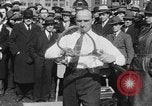 Standbild König Brawman New York City USA, 1931, aus Sekunde 16 historischem Filmmaterial Videoclip 65675044393