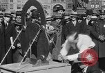 Standbild König Brawman New York City USA, 1931, aus Sekunde 52 historischem Filmmaterial Videoclip 65675044393