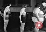 Standbild fat Frauen Philadelphia Pennsylvania USA, 1931, aus Sekunde 32 historischem Filmmaterial Videoclip 65675044394