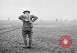 Standbild American Expeditionary Force Frankreich, 1918, aus Sekunde 18 historischem Filmmaterial Videoclip 65675044408